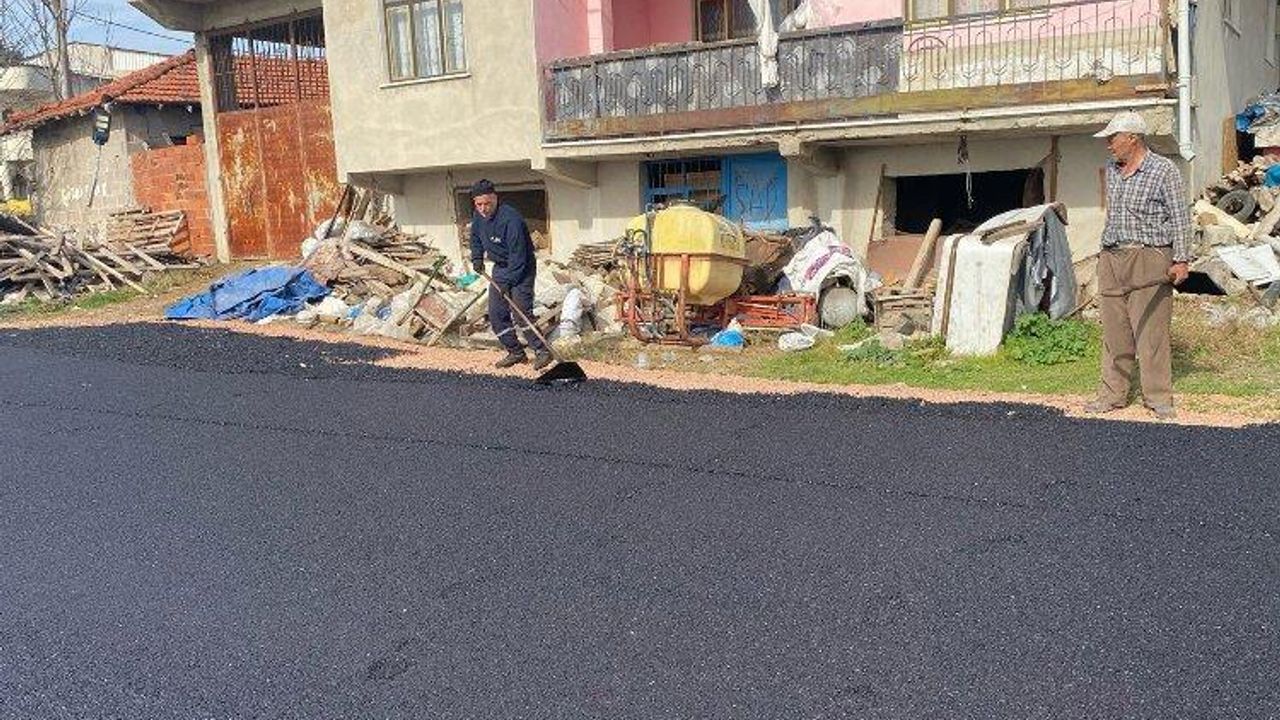 Karacabey'de asfalt çalışmaları