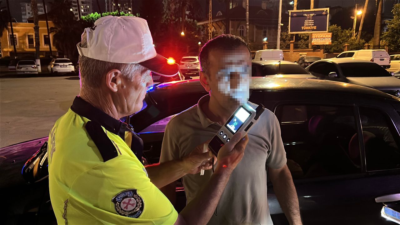 Adana'da trafik denetimi; 126 sürücüye ceza yazıldı
