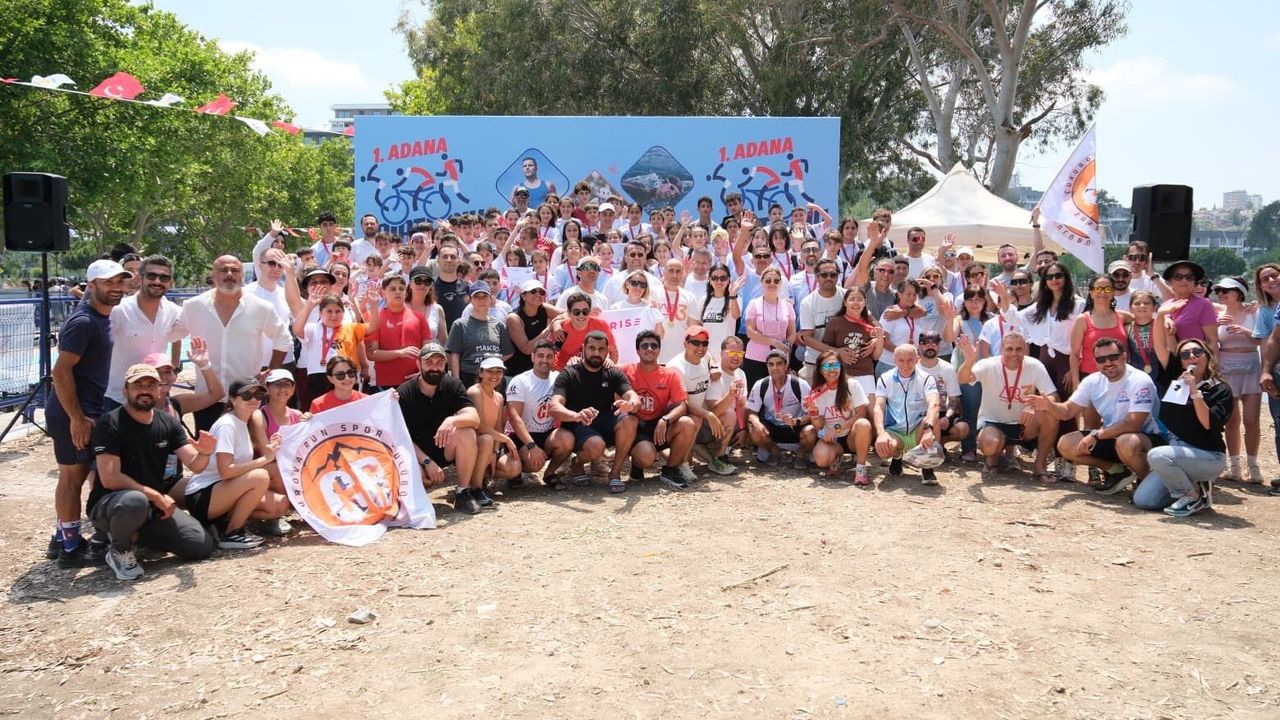 Adana'da ilk kez düzenlenen 'Aquatlon ve Triatlon' yarışması