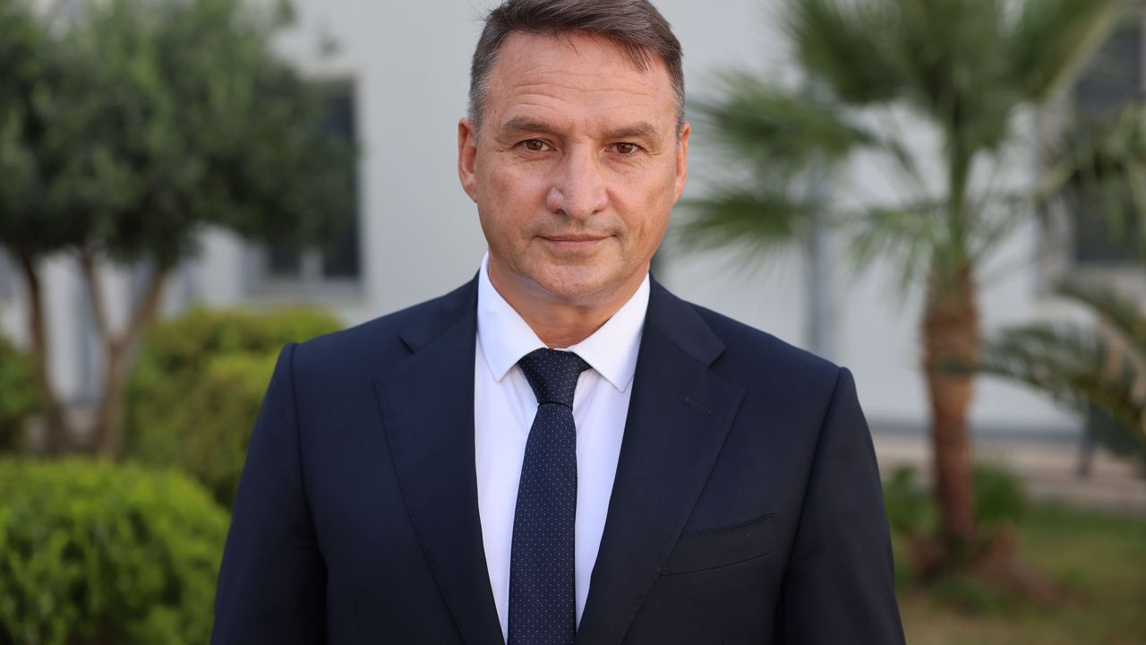 Akkuyu NGS'nin 1'inci güç ünitesi'nde temsili yakıt yükleme 