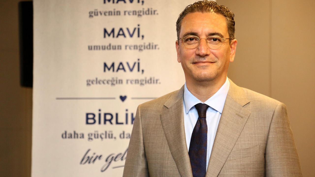 Berkay Bahar 'mavi' listeyle adaylığını açıkladı