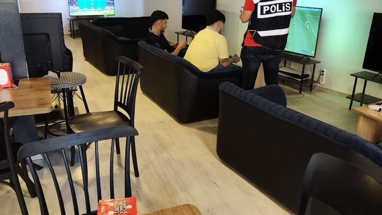 Hatay'da internet kafelere denetim