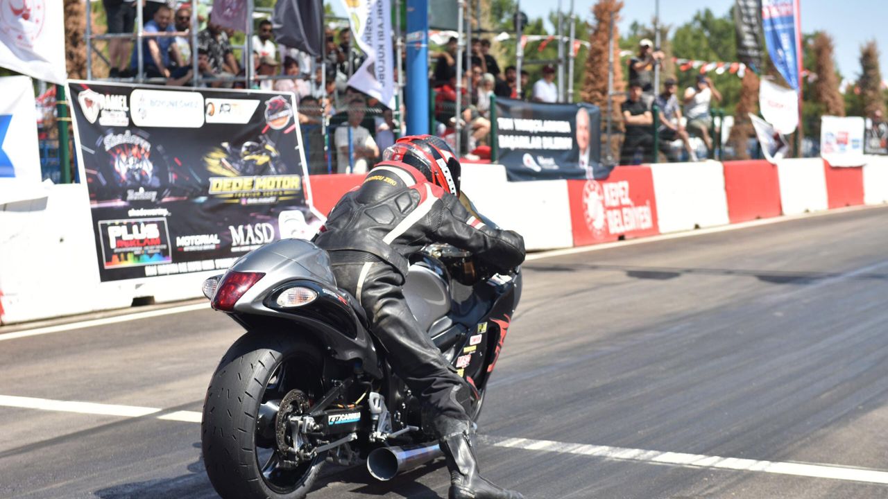 Kepez'de motodrag heyecanı