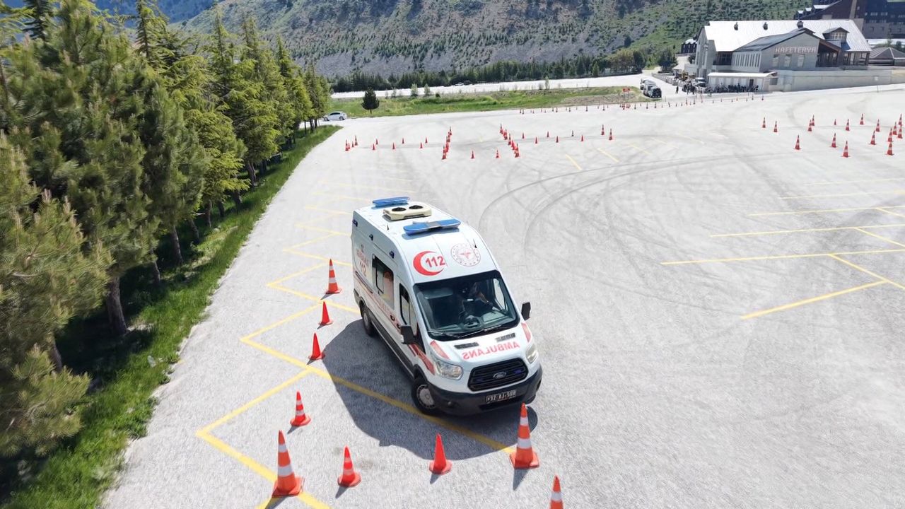 Sağlık personeline güvenli sürüş eğitimi