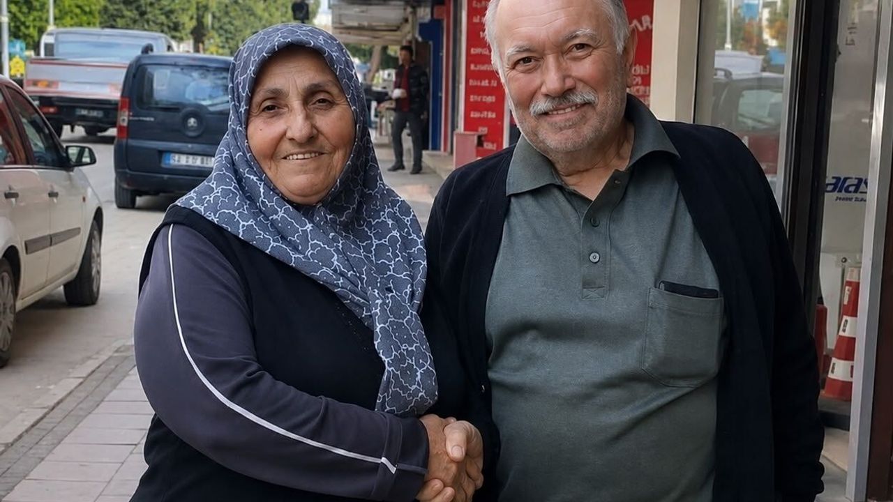 Dere yatağına devrilen traktördeki çift, yaşamını yitirdi / Ek fotoğraf