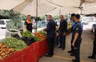 Akdeniz zabıtasından pazarlarda denetim
