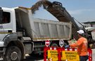 Mersin'de yol yenileme ve bakım çalışmaları sürüyor