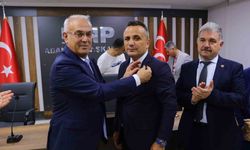 Zafer Partisi’nden istifa edenler törenle MHP’ye katıldı