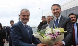 Enerji Bakanı Alparslan Bayraktar’dan Hatay’a bayram ziyareti