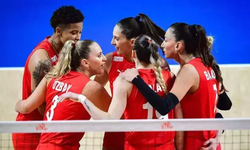 Olimpiyat Heyecanı Dorukta: Türkiye-İtalya Voleybol Maçı Saat Kaçta, Nerede Yayınlanacak?