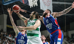 Anadolu Efes, Bursaspor'u Ezip Geçerek Sezona Fırtına Gibi Başladı!