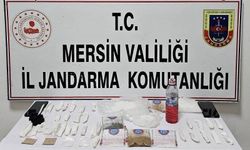 Mersin'de Jandarma Yabancı Madde Operasyonunda 8 Gözaltı