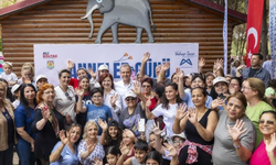 💐 Mersin'de Anneler Günü Coşkusu: Tarsus'ta Duygusal Kutlama