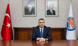 Vali Atilla Toros’tan 15 Temmuz Mesajı: “Zaferin Adı Türkiye Oldu”