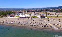 Yüzme Bilmeyenlere Güvenli Tatil! Urla'daki Bu Plaj Doğallığı ve Huzuruyla Büyüledi