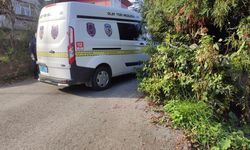 4 katlı binanın çatı katından düşen inşaat ustası öldü