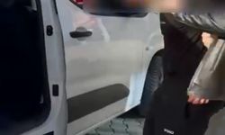 Kur'an'ı Kerim ve Türk bayrağı yakmaya çalışan şüpheli gözaltında