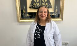 Özel gereksinimli çocuklar sevgi evlerindeki yaşıtları için atkı ördü