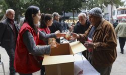 Büyükşehir'in kandil simidi ikramıyla, gelenekler yaşatılıyor