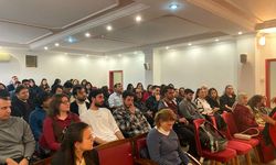 Çukurova Üniversitesi'nde 5 Aralık ve 10 Aralık İnsan Hakları paneli