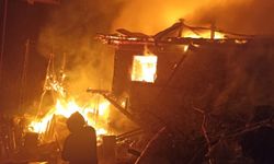 Evde çıkan, okul lojmanına sıçradı