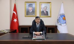 Akdeniz'de yol çalışmaları sürüyor