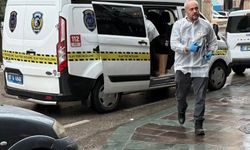 Aparttaki odada ölü bulundu