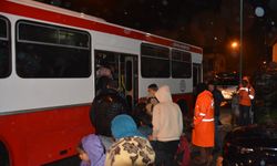 Çadırlarını su basan tarım işçileri tahliye edildi