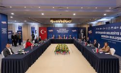 CHP'li büyükşehir belediye başkanları Mersin'de buluştu