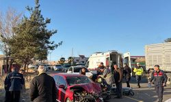 Düziçi'de otomobiller çarpıştı: 2 yaralı