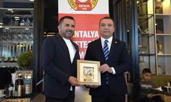 Gazetecilerden meslek yasası çağrısı