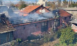 Gecekondu yangında kullanılamaz hale geldi