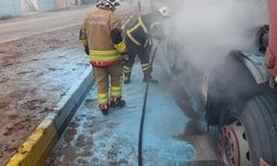 TIR'da çıkan yangın söndürüldü