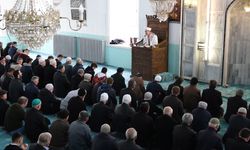 Depremde hayatını kaybedenler anıldı