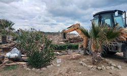 Doğu Plajı'ndaki işletmelerin tahliyesine başlandı