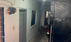 Eşini bıçaklayarak öldürüp, cesedinin başında ağlarken gözaltına alınan şüpheli tutuklandı