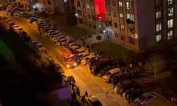 Hatay'da apartmanın en üst katında yangın: 13 kişi dumandan etkilendi