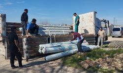 Hortumdan zarar gören üreticilere sera naylonu