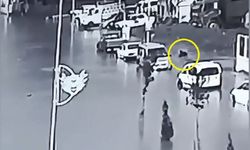 Kaldırımda yürürken su dolu çukura düştü