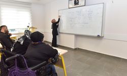 Kepez'de engeller eğitimle aşılıyor