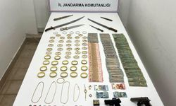 Kepez'de sahte altın ve ruhsatsız silah operasyonu