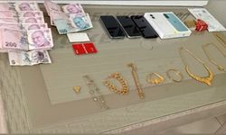 'MİT görevlisiyiz' diyerek 3,5 milyon lira dolandıran 3 şüpheli tutuklandı