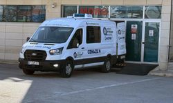 Teravihe giderken kamyonet çarptı, hayatını kaybetti