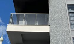 Yangında oturma odası kullanılamaz hale geldi