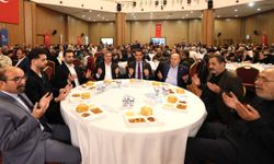 Yüreğir Belediyesi personeli iftarda buluştu