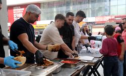 Aile işletmesinden her ay yüzlerce kişiye sıcak yemek