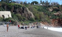 Antalya'da yağış sonrası güneş açtı, sahillerde yoğunluk oluştu / Ek fotoğraflar