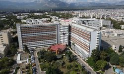 Emekli öğretmen kadavradan böbrek nakliyle sağlığına kavuştu