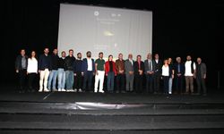 Geleceğin iletişimcileri 'Başarılar Perdede Buluşuyor' ödül törenine katıldı