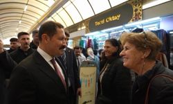 Hatay Valisi Masatlı esnaf ve vatandaşlarla bayramlaştı